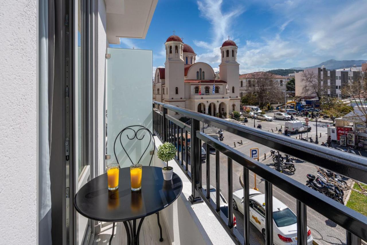 White & Gray Apartment Rethymno  Bagian luar foto