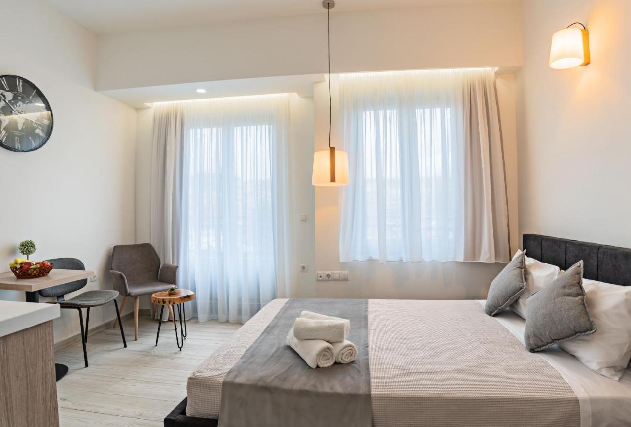 White & Gray Apartment Rethymno  Bagian luar foto
