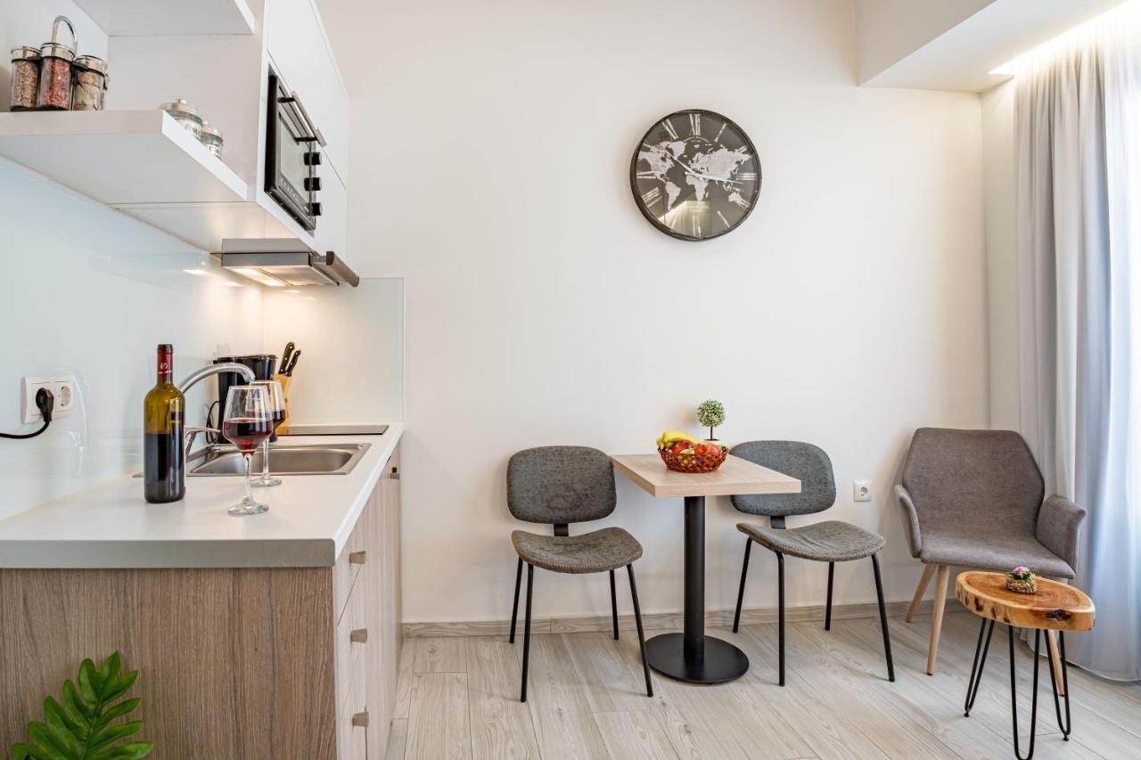 White & Gray Apartment Rethymno  Bagian luar foto